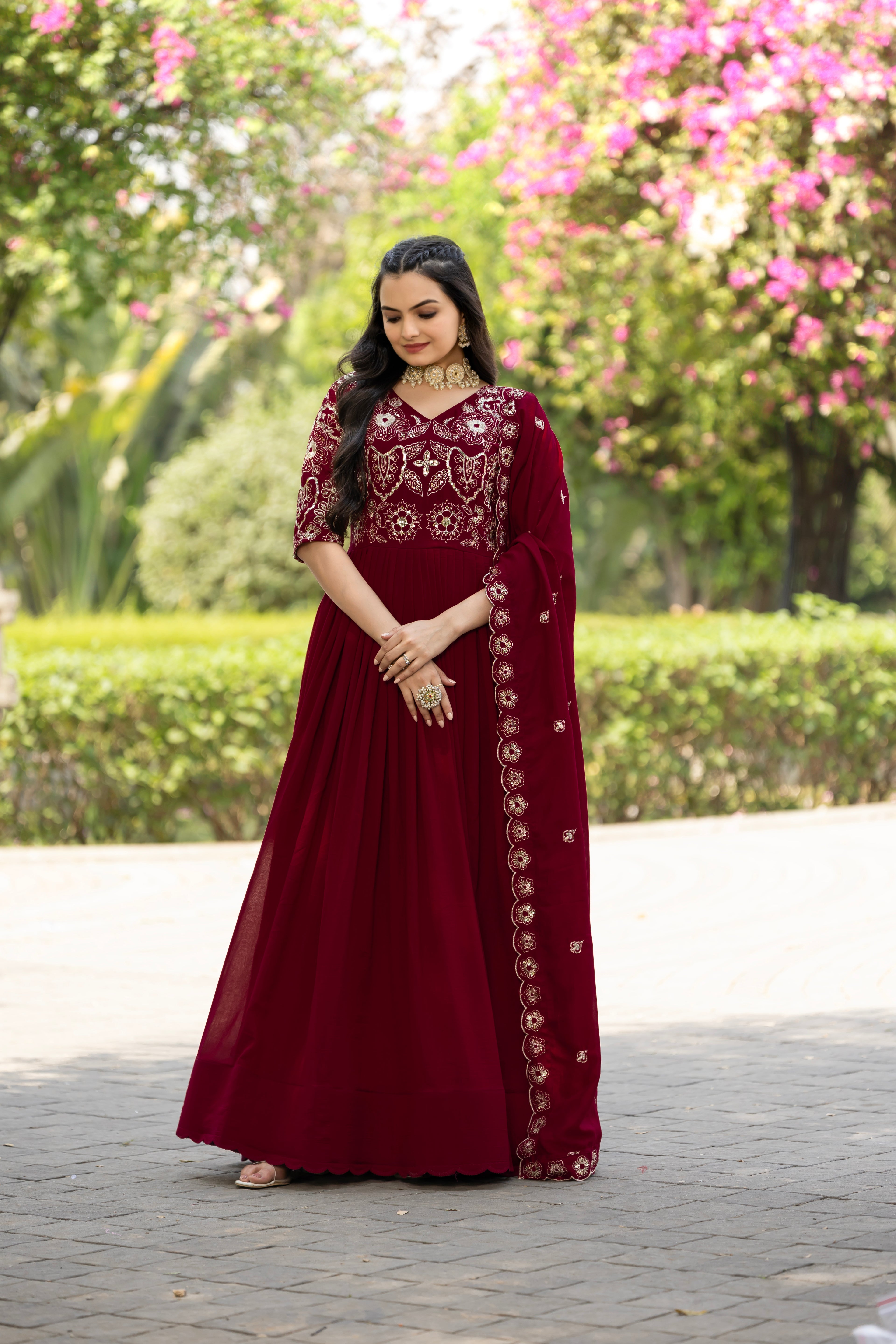 CRIMSON SHIMMY LUXE GOWN AND DUPATTA SET