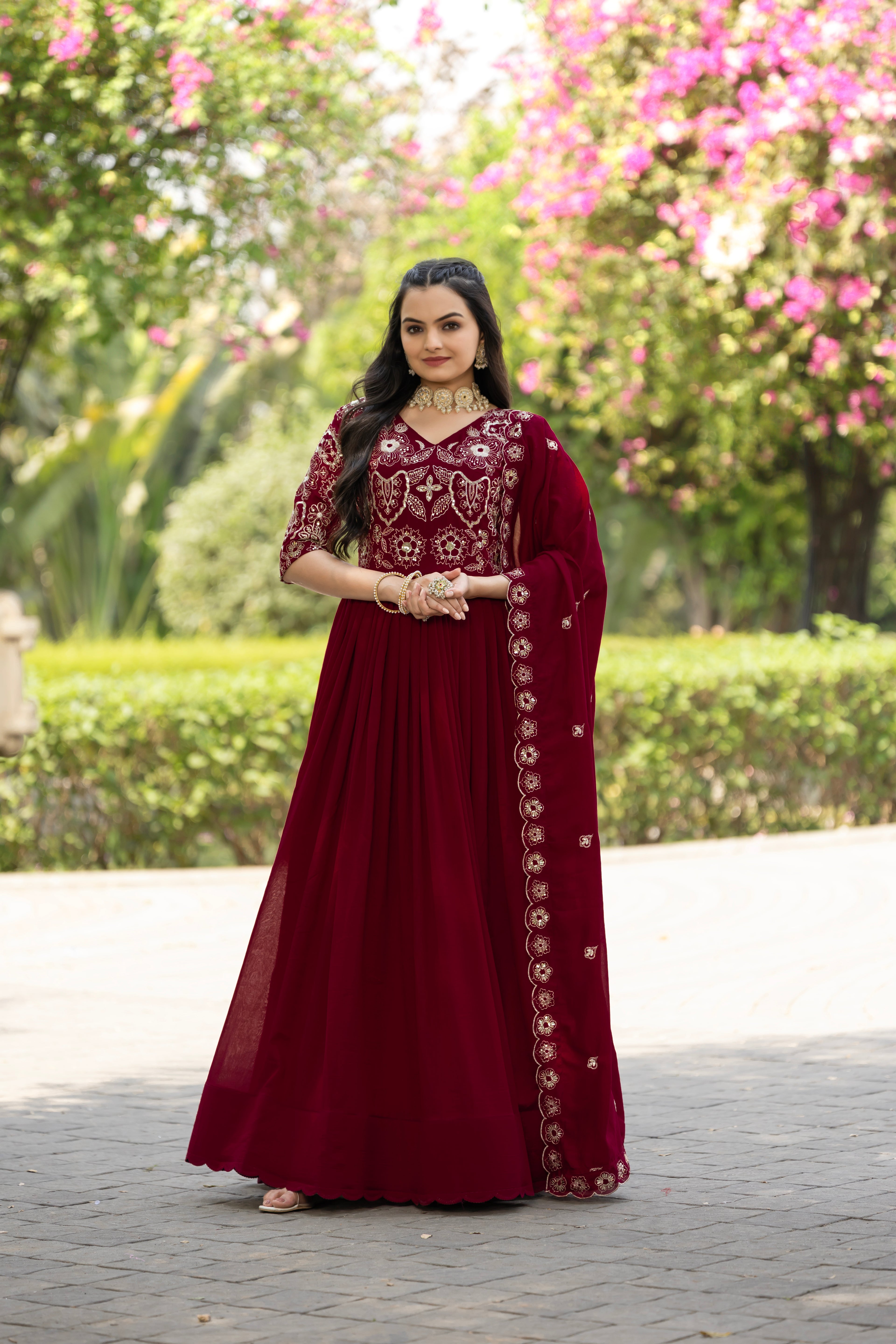 CRIMSON SHIMMY LUXE GOWN AND DUPATTA SET